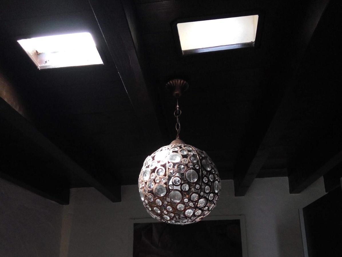 Aloelux Villa !! - Private Villa With Pool , Jacuzzi, Cinema, Massage ,Wonderful View, Art Desing Villa Tias Exterior photo