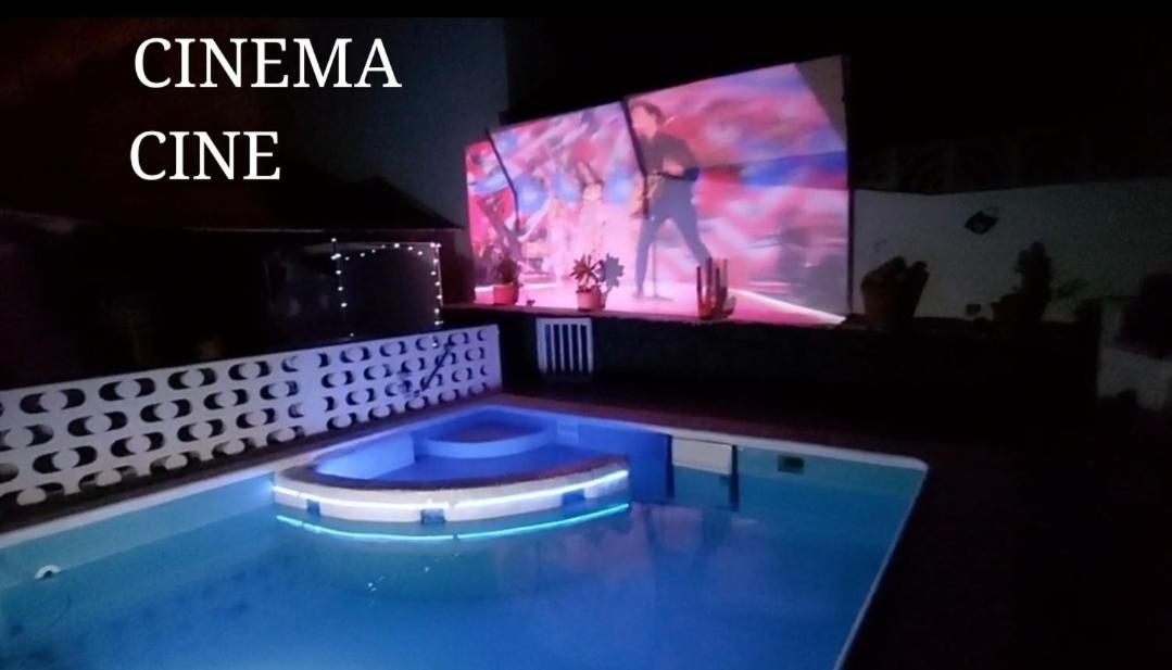 Aloelux Villa !! - Private Villa With Pool , Jacuzzi, Cinema, Massage ,Wonderful View, Art Desing Villa Tias Exterior photo